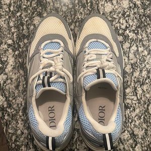 Christian Dior B22s. Worn twice. Some stains but easy to clean!